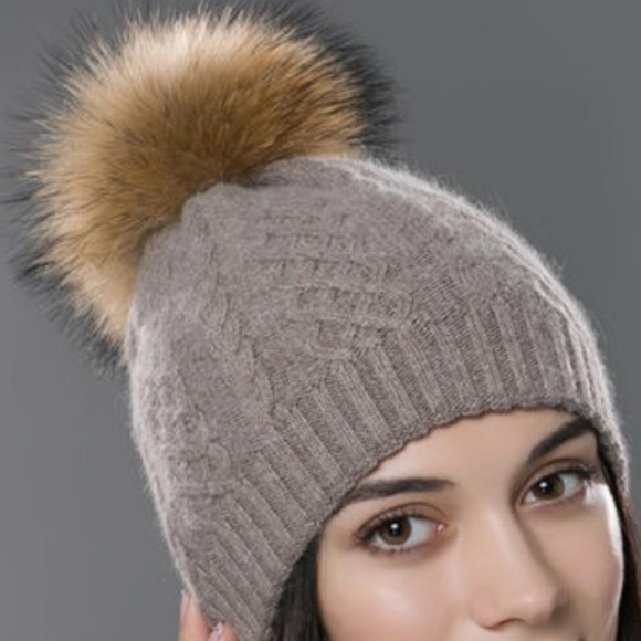 Cashmere, raccoon fur beanie ⭐️LAST ONE ⭐️ - Picture 4 of 6